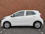 Kia Picanto 1.0 DPi DynamicLine Navigatie via app | Cruise control | Parkeer camera | Airconditioning |