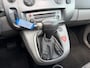 Renault Scenic 1.6-16V Privilège Luxe Inruilauto’s tegen vaste prijzen. Voor meer info: 0638140850 Bij de verkoop van gebruikte voertuigen door CD-Cars wordt geen standaard garantie verstrekt. De koper aanvaardt het voertuig in de staat waarin het zich bevindt op het moment van aankoop