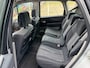 Renault Scenic 1.6-16V Privilège Luxe Inruilauto’s tegen vaste prijzen. Voor meer info: 0638140850 Bij de verkoop van gebruikte voertuigen door CD-Cars wordt geen standaard garantie verstrekt. De koper aanvaardt het voertuig in de staat waarin het zich bevindt op het moment van aankoop