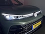 Volkswagen Tiguan 1.5 eHybrid R-Line Edition 204pk - 20 Inch - Panoramadak - Trekhaak - Navigatie