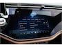 Mercedes-Benz E-klasse Estate 300 e AMG Premium, Hyperscreen, Distronic, Pano, Bruin Leder, Trekhaak, Nightpakket 2025