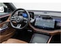 Mercedes-Benz E-klasse Estate 300 e AMG Premium, Hyperscreen, Distronic, Pano, Bruin Leder, Trekhaak, Nightpakket 2025