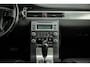 Volvo S80 2.5 T Momentum AUT (200pk) Orig NL - Lage KM