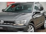 Volkswagen Tiguan 1.4 TSI Connected Series Trekhaak Navi Carplay Adaptieve Cruise