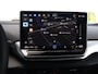 Volkswagen ID.5 Pro Business 77 kWh 286pk | Trekhaak | Warmtepomp | LED Matrix | Memorystoelen | Elektrische achterklep | Head-Up Display | 360 Camera | Navigatie | Stoel- en Stuurverwarming |