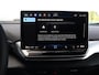 Volkswagen ID.5 Pro Business 77 kWh 286pk | Trekhaak | Warmtepomp | LED Matrix | Memorystoelen | Elektrische achterklep | Head-Up Display | 360 Camera | Navigatie | Stoel- en Stuurverwarming |