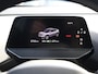 Volkswagen ID.5 Pro Business 77 kWh 286pk | Trekhaak | Warmtepomp | LED Matrix | Memorystoelen | Elektrische achterklep | Head-Up Display | 360 Camera | Navigatie | Stoel- en Stuurverwarming |