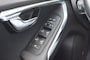 Volvo V40 1.6 D2 MOMENTUM / AFN. HAAK / PDC / CRUISE / NAV