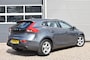 Volvo V40 1.6 D2 MOMENTUM / AFN. HAAK / PDC / CRUISE / NAV