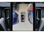 Volvo XC60 T6 Recharge AWD Plus Black Edition - Panorama/schuifdak - IntelliSafe Assist & Surround - 360º Camera - Harman/Kardon audio - Verwarmde voorstoelen, stuur & achterbank - Parkeersensoren voor & achter - Elektr. bedienb. voorstoelen met geheugen - Head up display - Draadloze tel. lader - Extra getint glas - 21' LMV