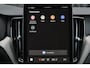 Volvo XC60 T6 Recharge AWD Plus Black Edition - Panorama/schuifdak - IntelliSafe Assist & Surround - 360º Camera - Harman/Kardon audio - Verwarmde voorstoelen, stuur & achterbank - Parkeersensoren voor & achter - Elektr. bedienb. voorstoelen met geheugen - Head up display - Draadloze tel. lader - Extra getint glas - 21' LMV