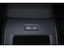 Volvo XC60 T6 Recharge AWD Plus Black Edition - Panorama/schuifdak - IntelliSafe Assist & Surround - 360º Camera - Harman/Kardon audio - Verwarmde voorstoelen, stuur & achterbank - Parkeersensoren voor & achter - Elektr. bedienb. voorstoelen met geheugen - Head up display - Draadloze tel. lader - Extra getint glas - 21' LMV