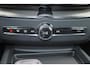 Volvo XC60 T6 Recharge AWD Plus Black Edition - Panorama/schuifdak - IntelliSafe Assist & Surround - 360º Camera - Harman/Kardon audio - Verwarmde voorstoelen, stuur & achterbank - Parkeersensoren voor & achter - Elektr. bedienb. voorstoelen met geheugen - Head up display - Draadloze tel. lader - Extra getint glas - 21' LMV