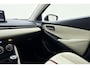 Mazda 2 1.5 Skyactiv-G Skylease GT 90PK | Automatische Airco | Cruise Control | HUD | Lichtmetalen Velgen | Navigatie | Verwarmbare Voorstoelen