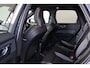 Volvo XC60 T6 Recharge AWD Plus Black Edition - Panorama/schuifdak - IntelliSafe Assist & Surround - 360º Camera - Harman/Kardon audio - Verwarmde voorstoelen, stuur & achterbank - Parkeersensoren voor & achter - Elektr. bedienb. voorstoelen met geheugen - Head up display - Draadloze tel. lader - Extra getint glas - 21' LMV