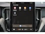 Volvo XC60 T6 Recharge AWD Plus Black Edition - Panorama/schuifdak - IntelliSafe Assist & Surround - 360º Camera - Harman/Kardon audio - Verwarmde voorstoelen, stuur & achterbank - Parkeersensoren voor & achter - Elektr. bedienb. voorstoelen met geheugen - Head up display - Draadloze tel. lader - Extra getint glas - 21' LMV