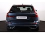 Volvo XC60 T8 Recharge AWD Plus Black Edition - Luchtvering - Panorama/schuifdak - IntelliSafe Assist & Surround - 360º Camera - Bowers & Wilkins audio - Adaptieve LED koplampen - Verwarmde voorstoelen, stuur & achterbank - Parkeersensoren voor & achter - Elektr. bedienb. voorstoelen met geheugen - Head up display - Draadloze tel. lader - Extra getint glas - 22' LMV