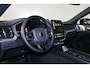 Volvo XC60 T8 Recharge AWD Plus Black Edition - Luchtvering - Panorama/schuifdak - IntelliSafe Assist & Surround - 360º Camera - Bowers & Wilkins audio - Adaptieve LED koplampen - Verwarmde voorstoelen, stuur & achterbank - Parkeersensoren voor & achter - Elektr. bedienb. voorstoelen met geheugen - Head up display - Draadloze tel. lader - Extra getint glas - 22' LMV