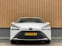 Toyota Mirai Dynamic | Apple Carplay | Android Auto | Keyless Go/Entry | DAB | Camera Achter | Spraakbediening | Rijmodus Regeling |