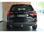 Volvo XC60 T5 Momentum | Semi-Elektrische wegklapbare Trekhaak | Keyless Entry | Achteruitrijcamera | Stoelverwarming | 19" Lichtmetalen Wielen | Parkeersensoren voor + achter | Dealeronderhouden | Lederen bekleding