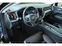 Volvo XC60 T5 Momentum | Semi-Elektrische wegklapbare Trekhaak | Keyless Entry | Achteruitrijcamera | Stoelverwarming | 19" Lichtmetalen Wielen | Parkeersensoren voor + achter | Dealeronderhouden | Lederen bekleding