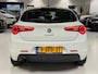 Alfa Romeo Giulietta 1.4 T 170PK Distinctive Automaat|Navigatie!!