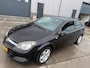 Opel Astra GTC 1.6 Edition scherm Cruisecontrol