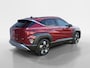 Hyundai Kona 1.6 GDI HEV Premium Sky | Lederen Bekleding| Stoelverwarming v+a| Schuif-kanteldak| Elekrtrisch verstelbare stoelen met geheugen| Dode hoeksensor|