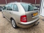 Skoda Fabia Combi 1.4 AUTOMAAT airco, cruise control , trekhaak, APK 06-2027!