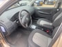 Skoda Fabia Combi 1.4 AUTOMAAT airco, cruise control , trekhaak, APK 06-2027!