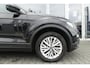 Volkswagen T-Roc 1.0 TSI Style TREKHAAK, ADAPT. CRUISE, CLIMA, NAVI, PDC V&A, APPLE CARPLAY/ANDROID AUTO, 123.953KM