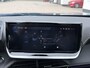 Peugeot 2008 1.2 Hybrid 145 PK GT Automaat | Hybride Automaat | Tot 8 jaar Garantie | Navigatie | 360 Graden Camera | Full LED Verlichting | 18" Lichtmetalen Velgen | Draadloze Apple Carplay & Android Auto | Keyless Entry | Dode Hoek Detectie | Parkeersensoren Voor & Achter |