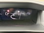Peugeot 2008 1.2 Hybrid 145 PK GT Automaat | Hybride Automaat | Tot 8 jaar Garantie | Navigatie | 360 Graden Camera | Full LED Verlichting | 18" Lichtmetalen Velgen | Draadloze Apple Carplay & Android Auto | Keyless Entry | Dode Hoek Detectie | Parkeersensoren Voor & Achter |