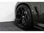 BMW X5 xDrive45e M Sport / Orig. Nederlands / Maxton Design Bodykit V.2 / Panoramadak Sky Lounge / Massage stoelen / Carbon inleg / Trekhaak / Elektr. verstelbare voorstoelen + memory / BMW Laser Koplampen / Bowers & Wilkins Sound-system / Head-up Display / Achterasbesturing / Stoelverwarming & -koeling / Bekerhouder met verwarm- & koelfunctie / Softclose - servosluiting / Ambienteverlichting / Shadow-Line