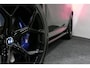 BMW X5 xDrive45e M Sport / Orig. Nederlands / Maxton Design Bodykit V.2 / Panoramadak Sky Lounge / Massage stoelen / Carbon inleg / Trekhaak / Elektr. verstelbare voorstoelen + memory / BMW Laser Koplampen / Bowers & Wilkins Sound-system / Head-up Display / Achterasbesturing / Stoelverwarming & -koeling / Bekerhouder met verwarm- & koelfunctie / Softclose - servosluiting / Ambienteverlichting / Shadow-Line