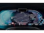 BMW X5 xDrive45e M Sport / Orig. Nederlands / Maxton Design Bodykit V.2 / Panoramadak Sky Lounge / Massage stoelen / Carbon inleg / Trekhaak / Elektr. verstelbare voorstoelen + memory / BMW Laser Koplampen / Bowers & Wilkins Sound-system / Head-up Display / Achterasbesturing / Stoelverwarming & -koeling / Bekerhouder met verwarm- & koelfunctie / Softclose - servosluiting / Ambienteverlichting / Shadow-Line