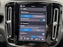 Volvo XC40 Single Motor Plus 69 kWh SOH 93% | ELEKTRISCHE KOFFERBAK | VOLVO DEALER ONDERHOUDEN | ADAPTIVE CRUISE CONTROL | STOEL- + STUURWIELVERWARMING | CAMERA | ALL-IN PRIJS INCL. 12 MND BOVAG GARANTIE