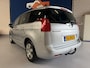 Peugeot 5008 1.6 THP Family 7persoons/ bj.2012/ NAP met 123603 km./ Panoramadak/ Climate/ Cruise/ APK 08/2027/ Trekhaak/Navigatie.