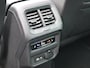 Volkswagen Tiguan 1.4 TSI 245 pk DSG eHybrid Elegance | Panorama Dak | Trekhaak | Led Matrix | ACC | Stoel + Stuurverwarming | Ergo Voorstoelen | Keyless |