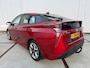Toyota Prius 1.8 Hybrid Executive Clima - trekhaak - bluetooth - navi - camera - stoelverwarming - sensoren - LED - NAP