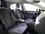 Volkswagen Golf 1.5 eHybrid Style Edition 204 pk Automaat (DSG) | Navigatie via App | Parkeersensoren (Park assist) | Achteruitrijcamera | Adaptieve cruise control | Autom. airco (3 zones) |