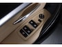 BMW 3-Serie 320i Luxury Edition Schuif/kanteldak, Keyless, ACC, Volleder, Trekhaak, Individual