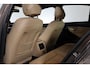 BMW 3-Serie 320i Luxury Edition Schuif/kanteldak, Keyless, ACC, Volleder, Trekhaak, Individual