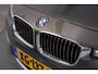 BMW 3-Serie 320i Luxury Edition Schuif/kanteldak, Keyless, ACC, Volleder, Trekhaak, Individual