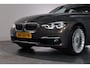 BMW 3-Serie 320i Luxury Edition Schuif/kanteldak, Keyless, ACC, Volleder, Trekhaak, Individual