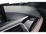 BMW 3-Serie 320i Luxury Edition Schuif/kanteldak, Keyless, ACC, Volleder, Trekhaak, Individual