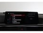 BMW 3-Serie 320i Luxury Edition Schuif/kanteldak, Keyless, ACC, Volleder, Trekhaak, Individual