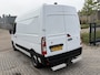 Renault Master T35 2.3 dCi 135PK Euro6 L2H2 ✓ 3-zits ✓ camera ✓ trekhaak 2500KG ✓ omvormer