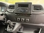 Renault Master T35 2.3 dCi 135PK Euro6 L2H2 ✓ 3-zits ✓ camera ✓ trekhaak 2500KG ✓ omvormer
