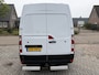 Renault Master T35 2.3 dCi 135PK Euro6 L2H2 ✓ 3-zits ✓ camera ✓ trekhaak 2500KG ✓ omvormer
